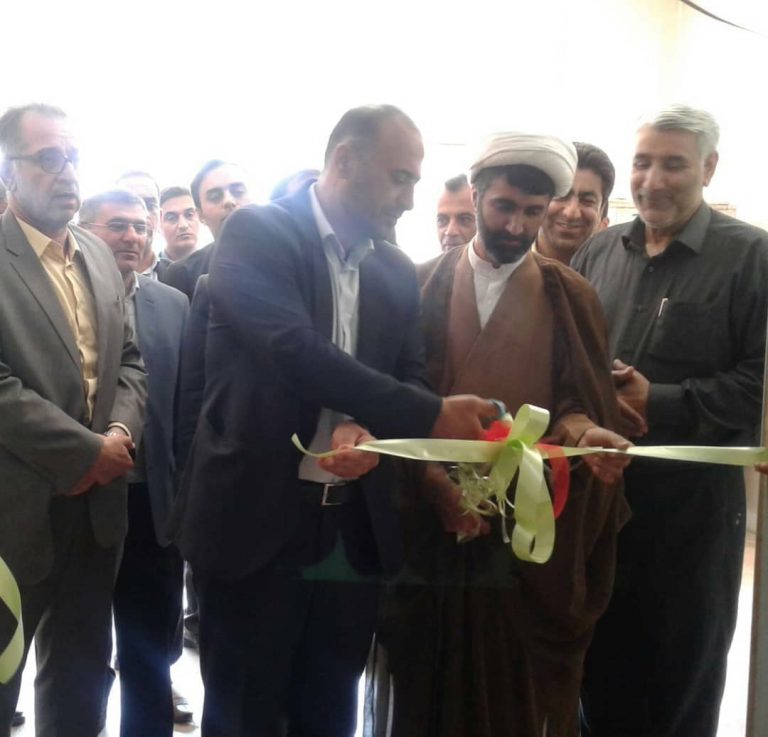 به مناسبت هفته دولت،از نمایشگاه هنرهای دستی،فرهنگی و گردشگری شهرستان مسجدسلیمان رونمایی شد