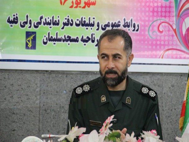 جزییات کشف انبار احتکار در مسجدسلیمان/فرمانده سپاه ناحیه مسجدسلیمان در گفتگو با خبرگزاری امید:کشف انباری با بیش از ۴۰ تن مواد غذایی احتکار شده در مسجدسلیمان