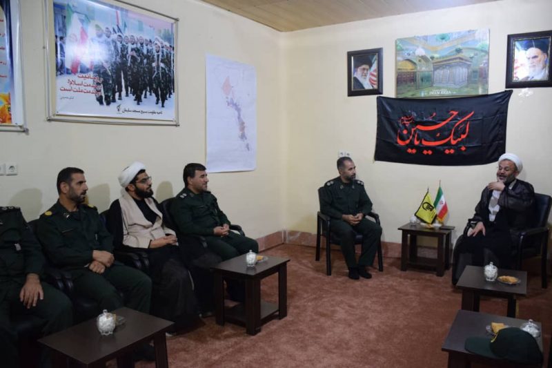 دیدار فرمانده و کارکنان سپاه ناحیه مسجدسلیمان با حجت الاسلام امینی امام جمعه شهرستان دیدار فرمانده و کارکنان سپاه ناحیه مسجدسلیمان با حجت الاسلام امینی امام جمعه شهرستان