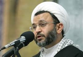 امام جمعه مسجدسلیمان:دستاوردهای انقلاب اسلامی در ۴۰سال بسیار فراوان بوده است/جوانان می توانند بن بست شکنی و اقتصاد را درمان کنند