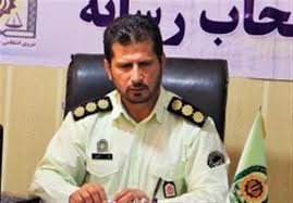 دستبند پلیس مسجدسلیمان بر دستان سارق سابقه دار اماکن خصوصی دستبند پلیس مسجدسلیمان بر دستان سارق سابقه دار اماکن خصوصی