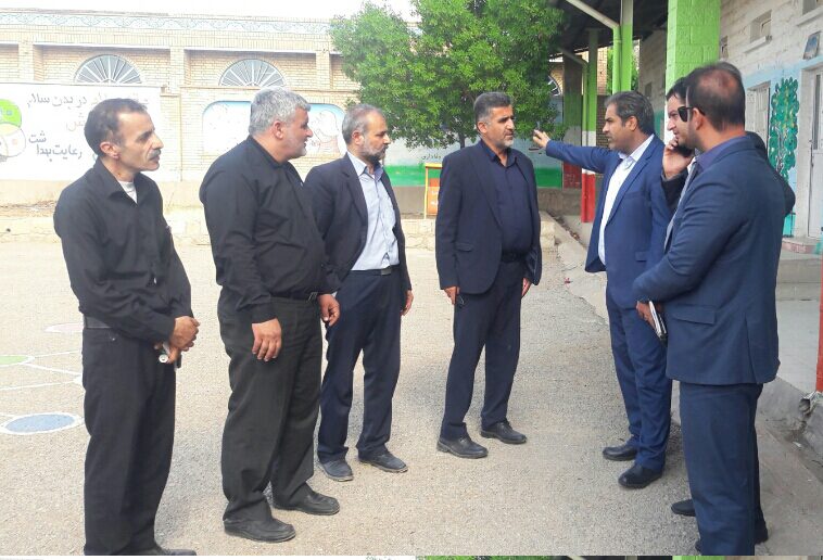 بازدید معاون نوسازی مدارس کشور از دبستان سینا شهرستان مسجدسلیمان بازدید معاون نوسازی مدارس کشور از دبستان سینا شهرستان مسجدسلیمان