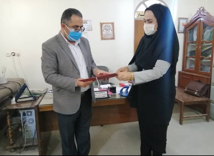 تقدیر بخشدار مرکزی مسجدسلیمان از مدیر صندوق بیمه کشاورزان و عشایر شهرستان