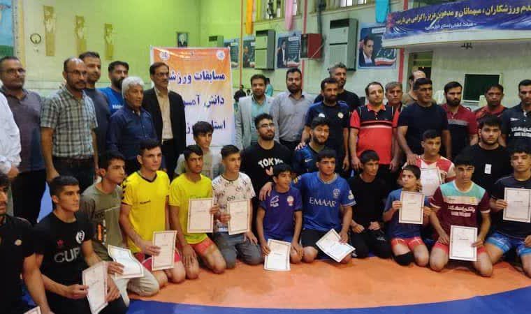 موفقیت دانش آموزان مسجدسلیمانی در مسابقات کشتی فرنگی دانش آموزی استان خوزستان