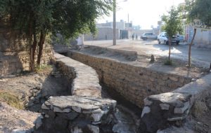 احداث دیوار حائل منطقه بی بی یان خیابان فردوسی ۵ در حال انجام است احداث دیوار حائل منطقه بی بی یان خیابان فردوسی ۵ در حال انجام است