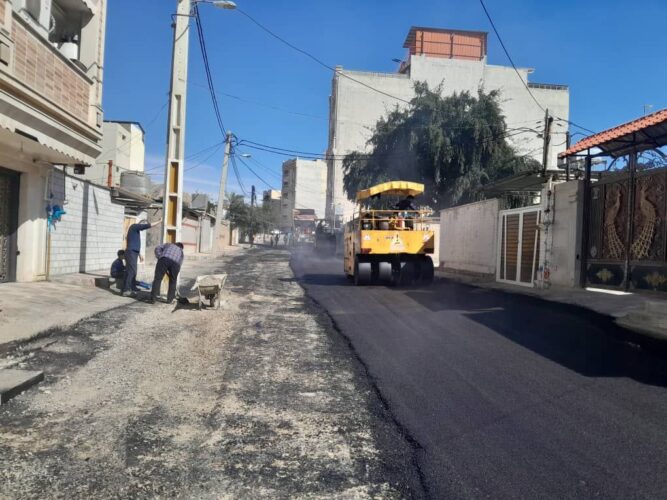 عملیات روکش آسفالت بخشی از معابر محله دره اشکفت پشت دفتر هواپیمایی عملیات روکش آسفالت بخشی از معابر محله دره اشکفت پشت دفتر هواپیمایی