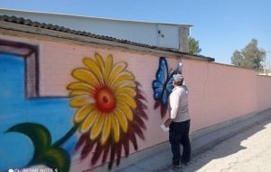 رنگ‌ آمیزی دیوارها و تجهیزات ورزشی پارکها و بوستان های سطح شهر در دستور کار معاونت خدمات شهری شهرداری مسجدسلیمان