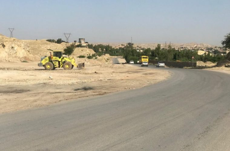 بررسی میدانی فاز دوم پروژه تعریض جاده گلف توسط شهردار و فرماندار مسجدسلیمان بررسی میدانی فاز دوم پروژه تعریض جاده گلف توسط شهردار و فرماندار مسجدسلیمان