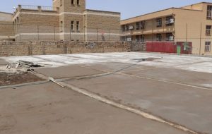 احداث زمین چمن مصنوعی در بازار چشمه علی آغاز شد