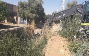 عملیات لایروبی کانال‌های محدوده باشگاه سوارکاران توسط شهرداری مسجدسلیمان