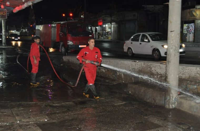 پاکسازی و شستشوی معابر و پیادهروهای خیابان آزادی مسجدسلیمان انجام شد پاکسازی و شستشوی معابر و پیادهروهای خیابان آزادی مسجدسلیمان انجام شد