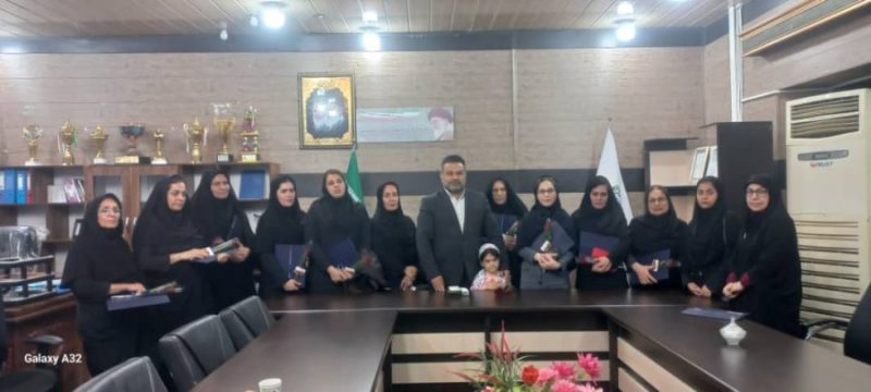 تجلیل از بانوان شاغل شهرداری مسجدسلیمان همزمان با ولادت حضرت زهرا(س)