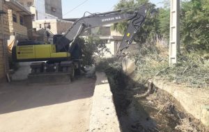 آغاز عملیات لایروبی کانالهای منطقه هشت بنگله توسط شهرداری مسجدسلیمان آغاز عملیات لایروبی کانالهای منطقه هشت بنگله توسط شهرداری مسجدسلیمان