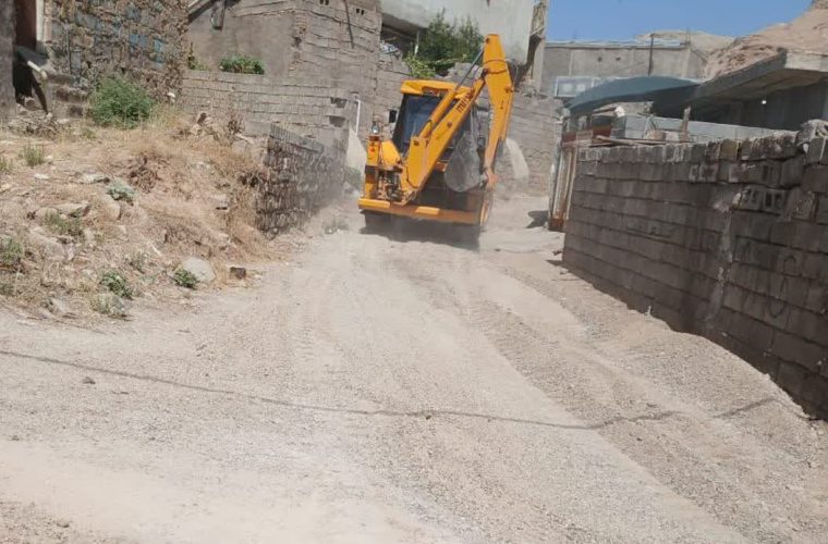 عملگرایی شهرداری مسجدسلیمان به مطالبه ساکنان مالجونکی با اجرای عملیات پاکسازی و زیرسازی معابر