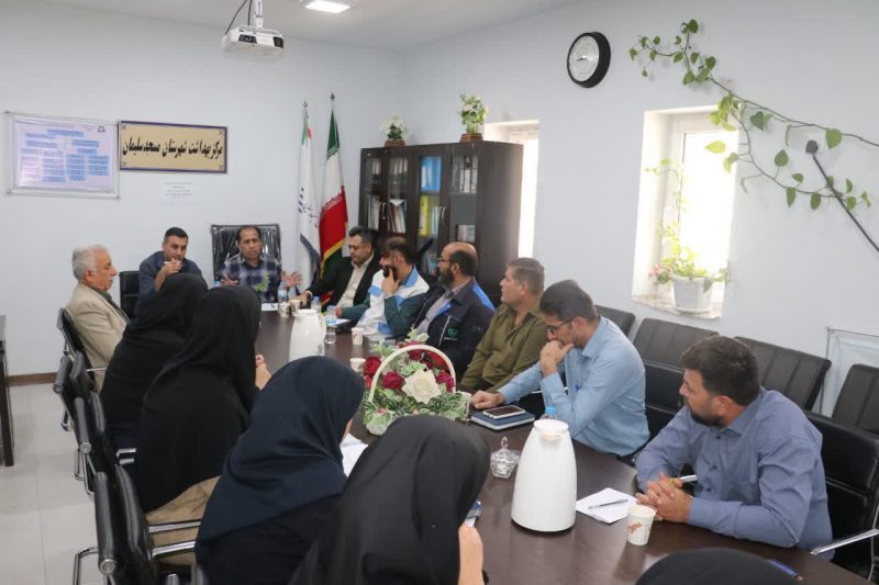 برگزاری نشست تخصصی بررسی بیماریهای مشترک انسان و دام در شهرستان مسجدسلیمان برگزاری نشست تخصصی بررسی بیماریهای مشترک انسان و دام در شهرستان مسجدسلیمان