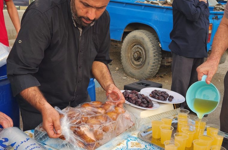 برپایی موکب پذیرایی از پیاده روی اربعین حسینی توسط اداره صمت،اتاق اصناف و اتحادیه های صنفی شهرستان مسجدسلیمان